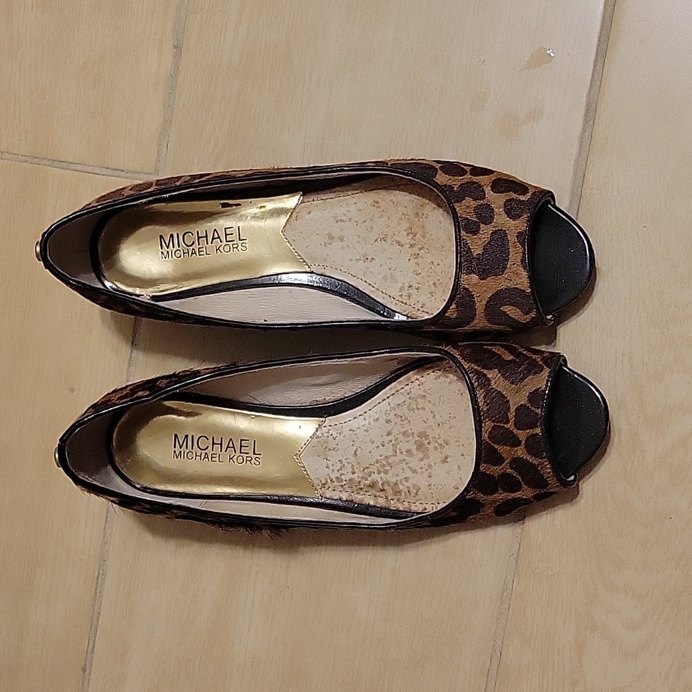 Animal Print Michael Kor low heels